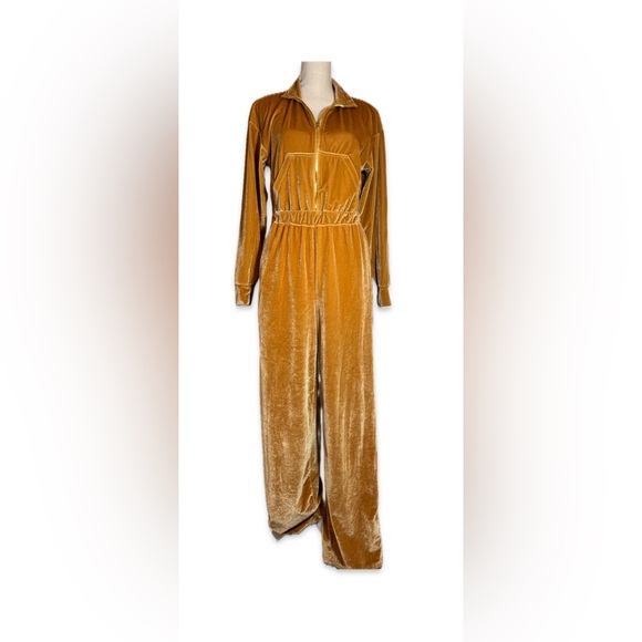 Fabletics Pants - Fabletics Gold Velvet Jumpsuit Long Sleeves and Elastic Waist Women’s Size M